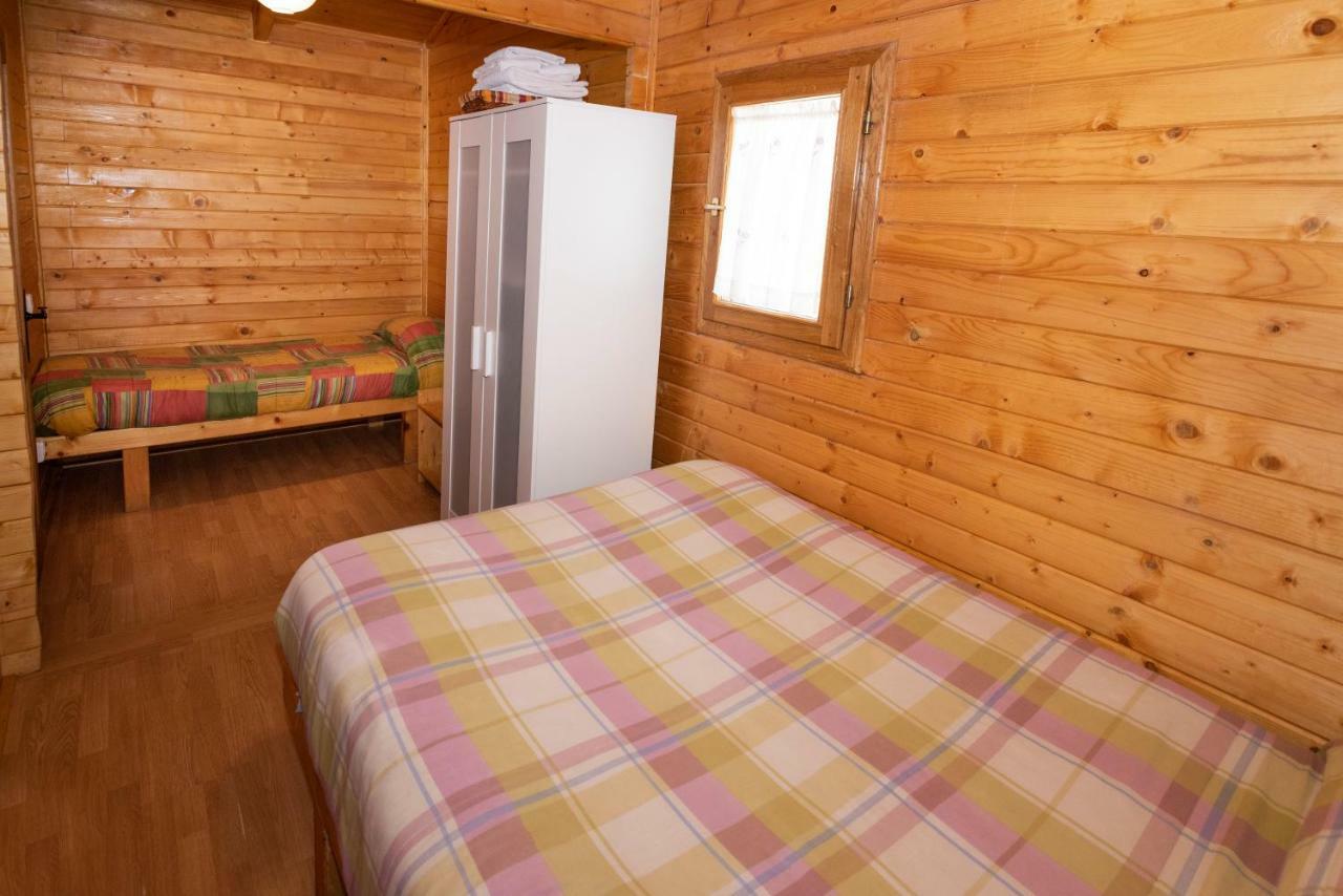 Cabanas Vallecino Manzanal de los Infantes Exterior foto